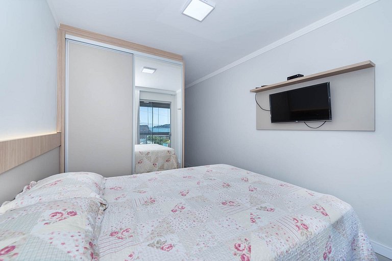 102IB - Lindo apartamento 2 quartos com Vista ao Mar, para a