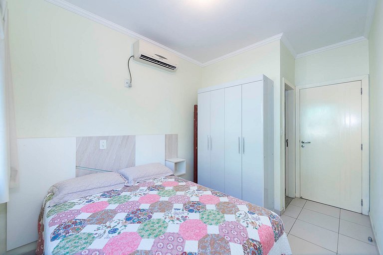 026D - Linda casa de 3 dormitórios para até 8 pessoas próxim