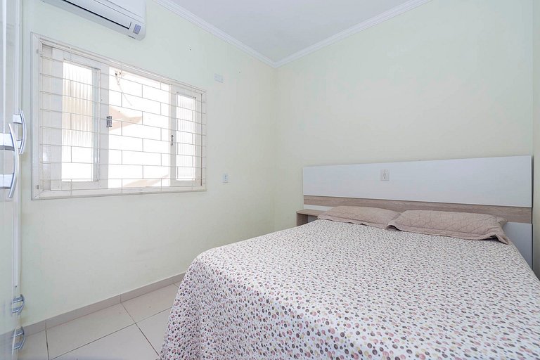 026D - Linda casa de 3 dormitórios para até 8 pessoas próxim