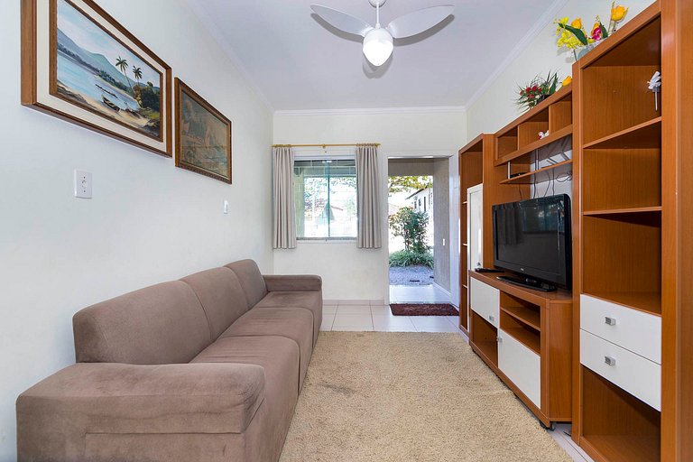 026D - Linda casa de 3 dormitórios para até 8 pessoas próxim