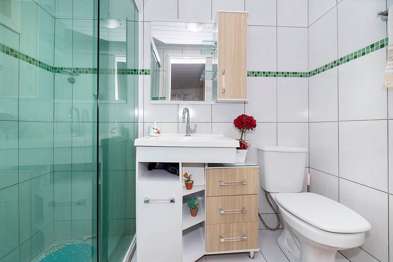 035B - Linda Casa de 3 dormitórios para 8 pessoas, próxima a