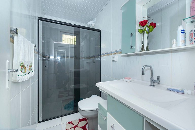 035B - Linda Casa de 3 dormitórios para 8 pessoas, próxima a