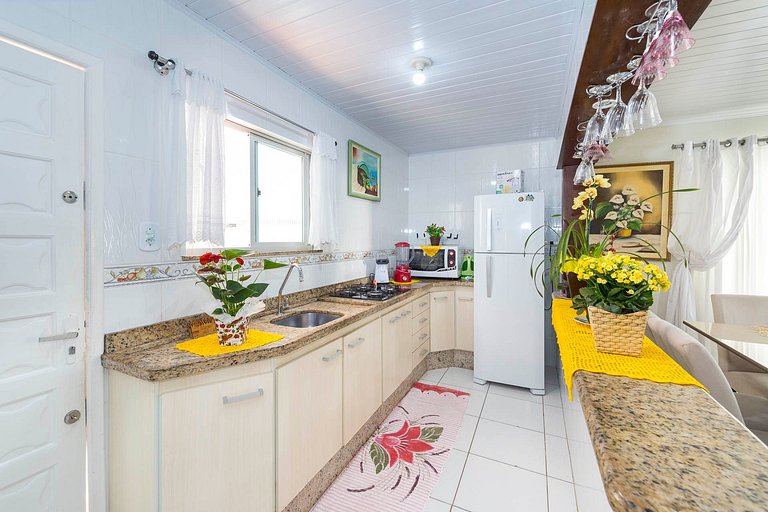 035B - Linda Casa de 3 dormitórios para 8 pessoas, próxima a
