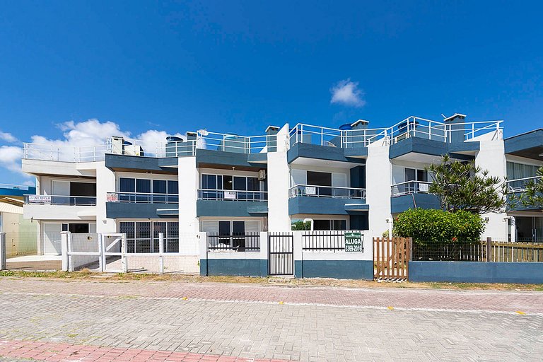 04JR - Duplex Frente para o Mar com 03 quartos, para até 8 p