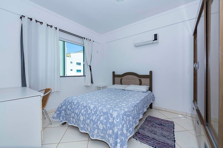 106MB - Apartamento 2 dormitórios, para 06 pessoas na Praia