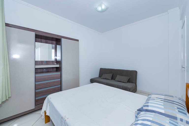 106MB - Apartamento 2 dormitórios, para 06 pessoas na Praia