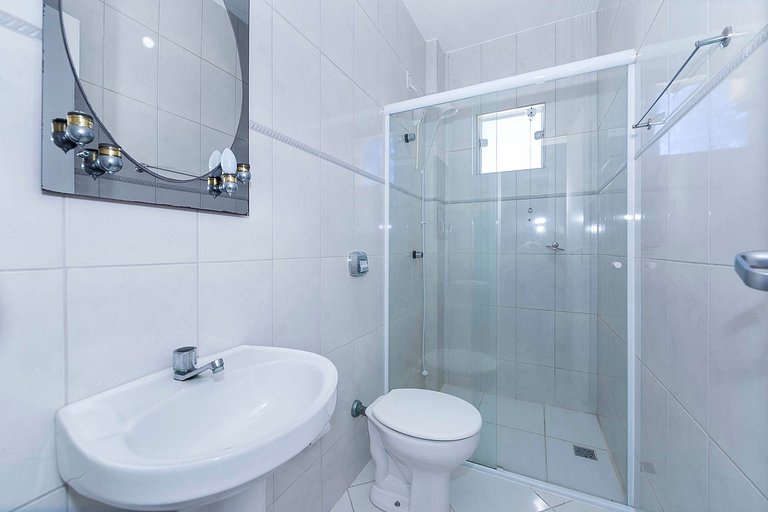 202B - Apartamento de 2 dormitórios para 05 pessoas, próximo