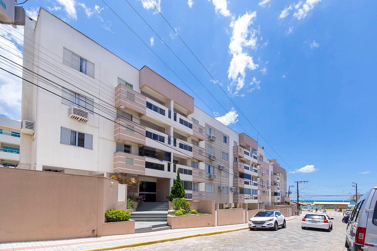 13B - Apartamento com Vista ao Mar para até 06 pessoas na av