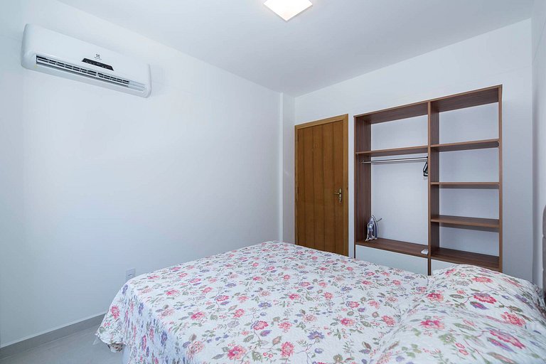 13B - Apartamento com Vista ao Mar para até 06 pessoas na av