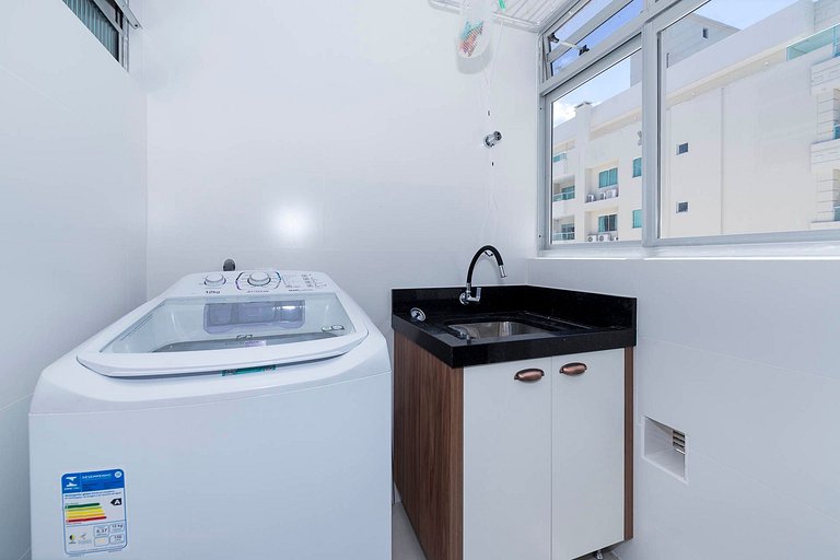 13B - Apartamento com Vista ao Mar para até 06 pessoas na av