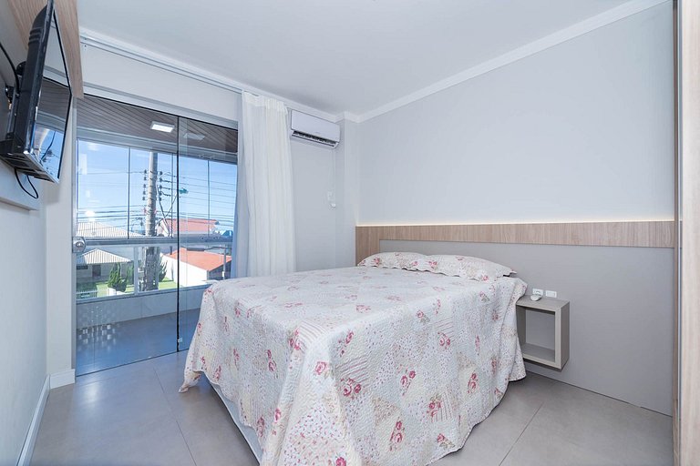 102IB - Lindo apartamento 2 quartos com Vista ao Mar, para a