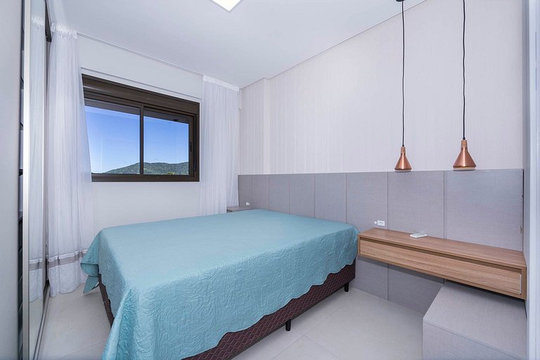 209G - Lindo apartamento com piscina, 2 suítes, 02 vagas de
