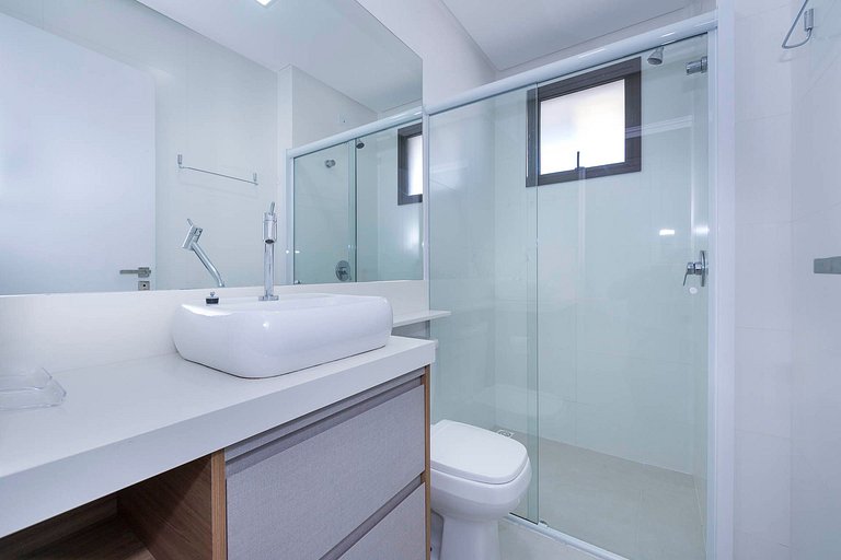 209G - Lindo apartamento com piscina, 2 suítes, 02 vagas de
