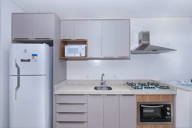 209G - Lindo apartamento com piscina, 2 suítes, 02 vagas de