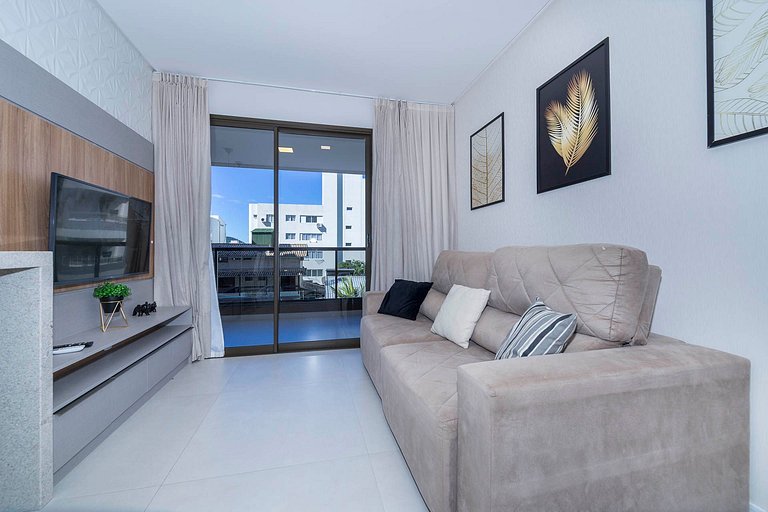 209G - Lindo apartamento com piscina, 2 suítes, 02 vagas de