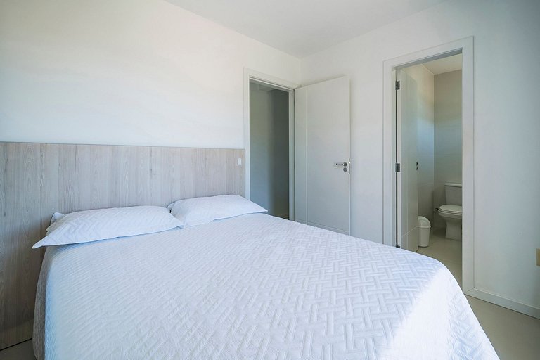 401G - Excelente Cobertura com Vista ao Mar, 3 Suítes, 02 va