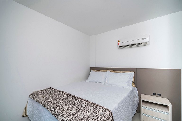 401G - Excelente Cobertura com Vista ao Mar, 3 Suítes, 02 va