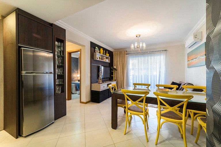 102RG - Apartamento Alto Padrão 2 Dormitórios em Bombinhas -
