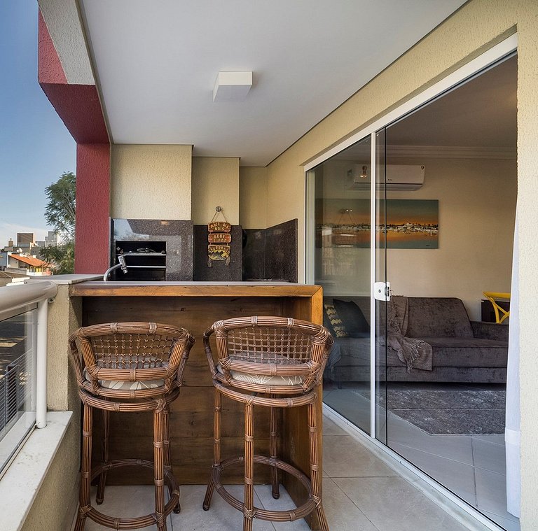 102RG - Apartamento Alto Padrão 2 Dormitórios em Bombinhas -