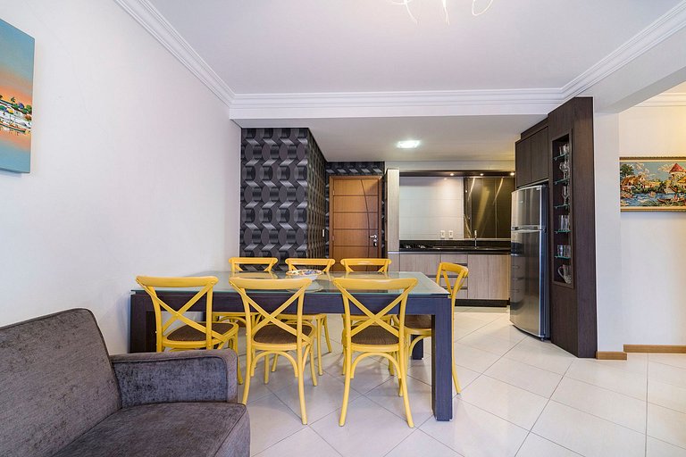 102RG - Apartamento Alto Padrão 2 Dormitórios em Bombinhas -