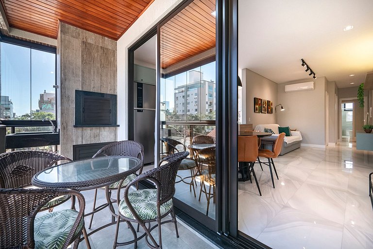 101VIE - Luxuoso apartamento 02 suítes para até 05 pessoas e