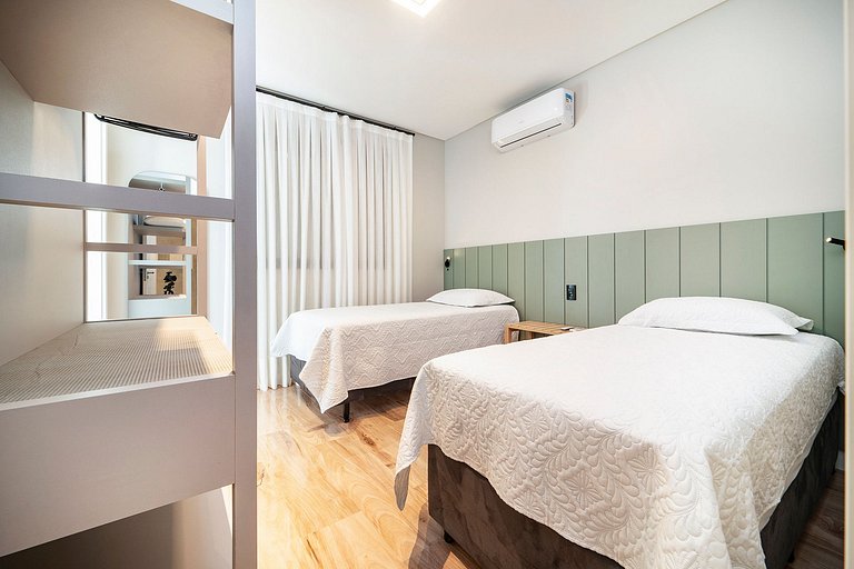 101VIE - Luxuoso apartamento 02 suítes para até 05 pessoas e