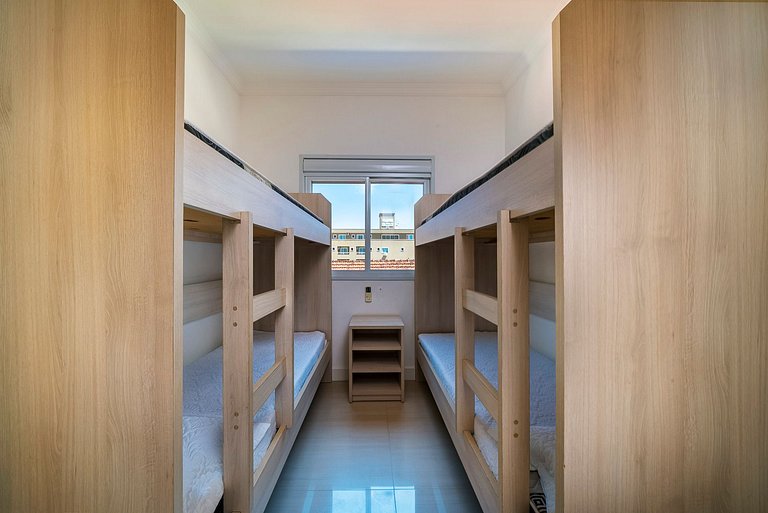 204M - Maravilhoso apartamento poucos metros do mar na praia