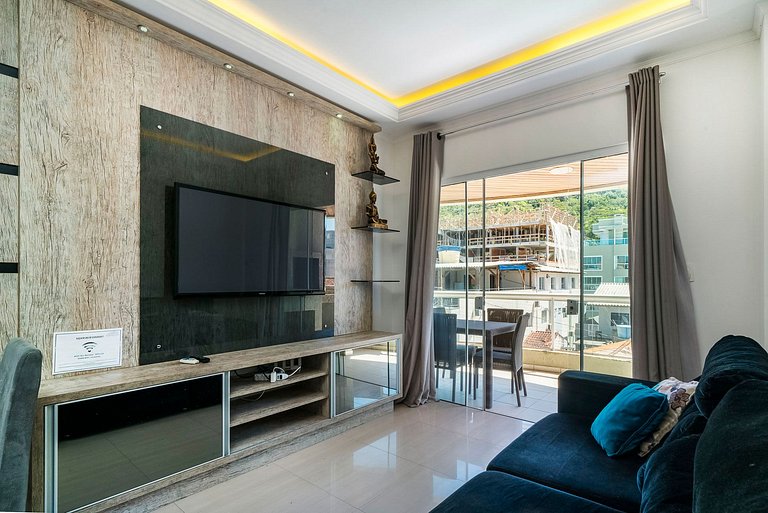204M - Maravilhoso apartamento poucos metros do mar na praia