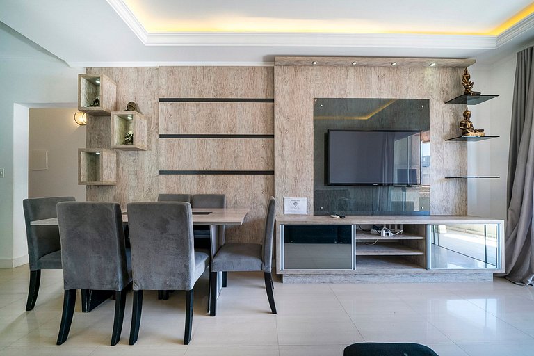 204M - Maravilhoso apartamento poucos metros do mar na praia