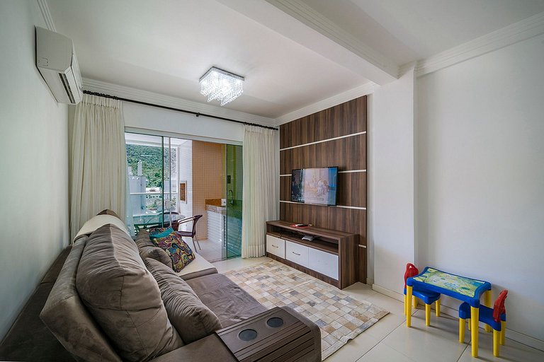 304AG - Lindo Apartamento 03 dormitórios, para 08 pessoas em