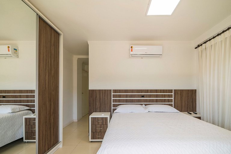 304AG - Lindo Apartamento 03 dormitórios, para 08 pessoas em