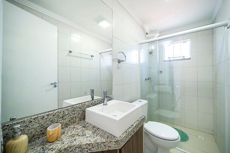 304AG - Lindo Apartamento 03 dormitórios, para 08 pessoas em