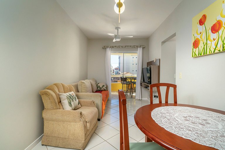 202B - Apartamento de 2 dormitórios para 05 pessoas, próximo