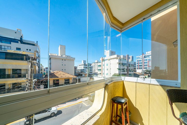 202B - Apartamento de 2 dormitórios para 05 pessoas, próximo