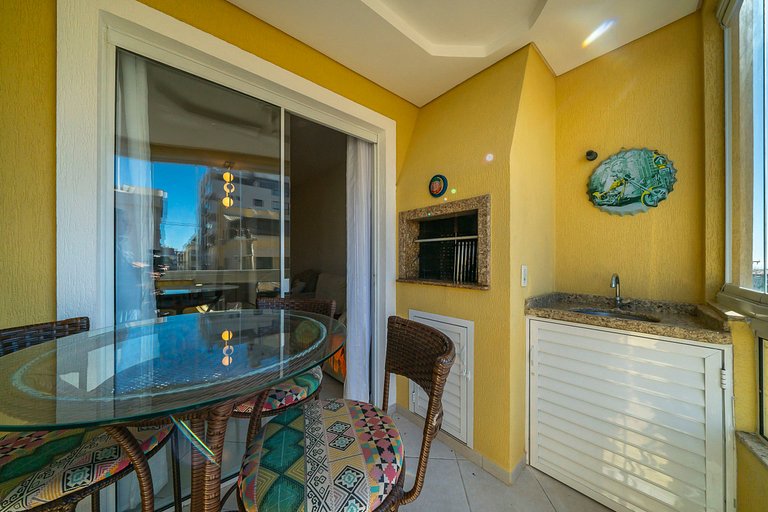 202B - Apartamento de 2 dormitórios para 05 pessoas, próximo