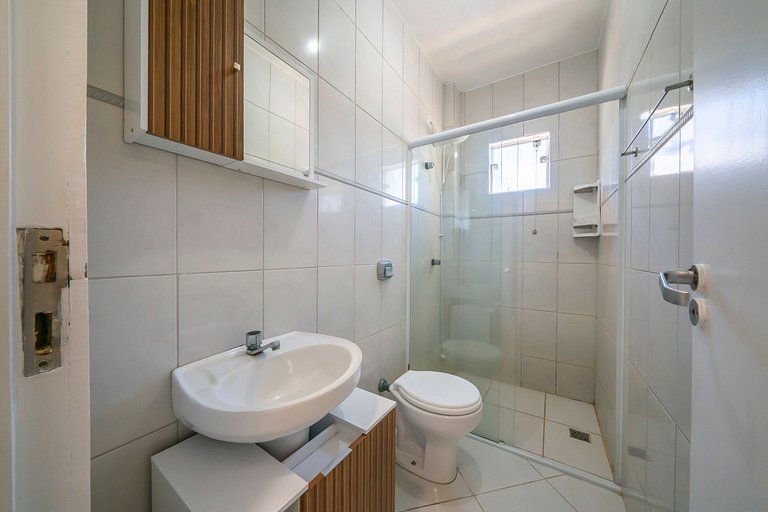 202B - Apartamento de 2 dormitórios para 05 pessoas, próximo
