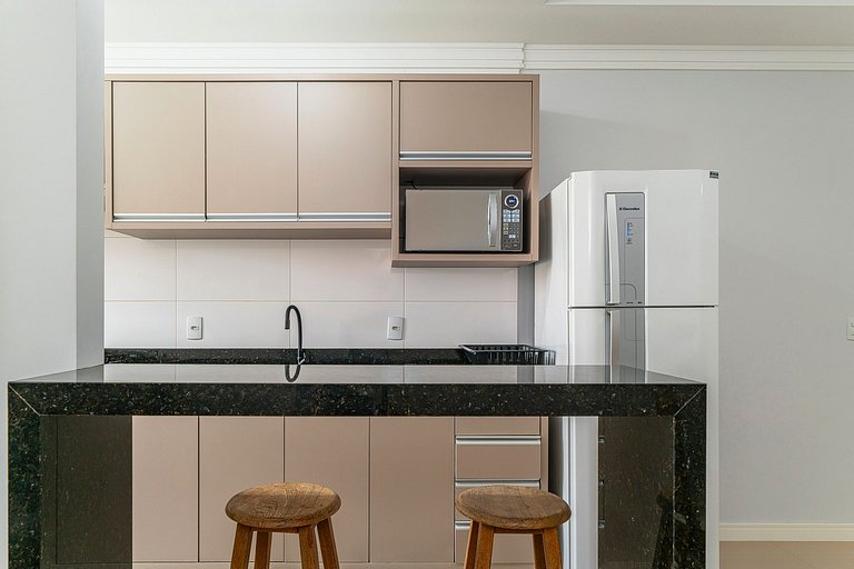 103S - Excelente apartamento 03 dormitórios, 02 vagas de gar