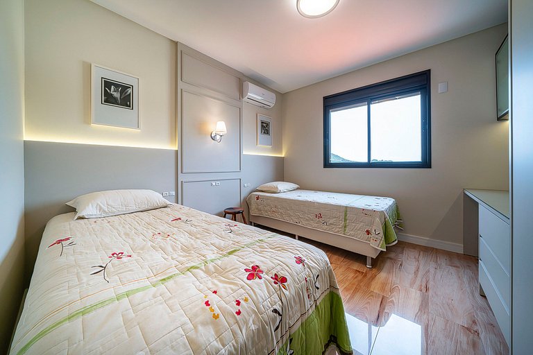303VIE - Luxuoso apartamento 2 suítes, 2 vagas de garagem co
