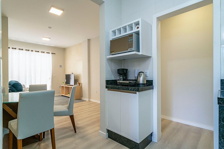 201RL - Apartamento 03 quartos, à poucos metros da Praia de