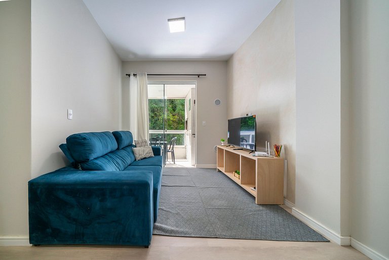 201RL - Apartamento 03 quartos, à poucos metros da Praia de