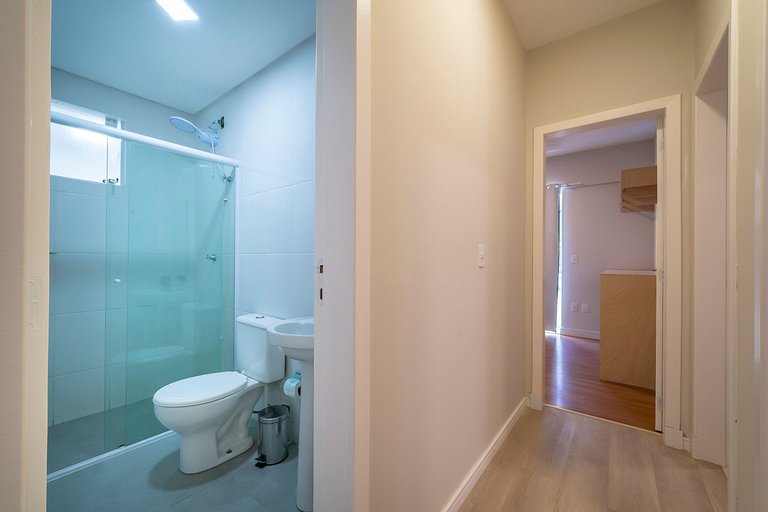 201RL - Apartamento 03 quartos, à poucos metros da Praia de
