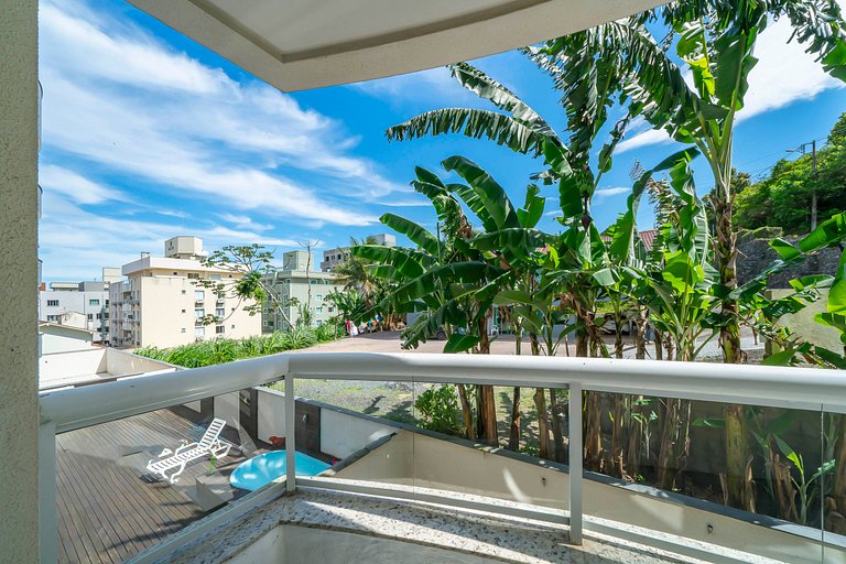 201RL - Apartamento 03 quartos, à poucos metros da Praia de