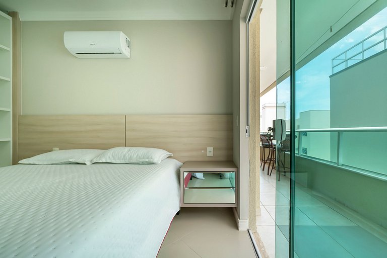 305 - B Mediterrâneo - Apartamento de 03 dormitórios próximo