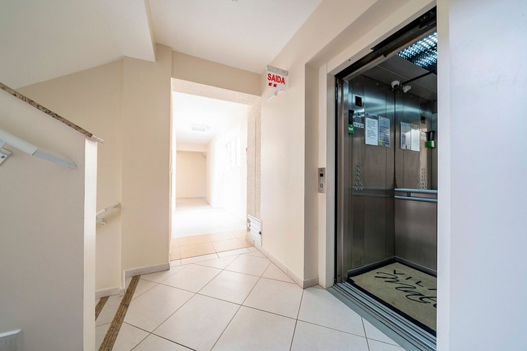 209IM - Excelente apartamento com Vista para o Mar, 03 dormi
