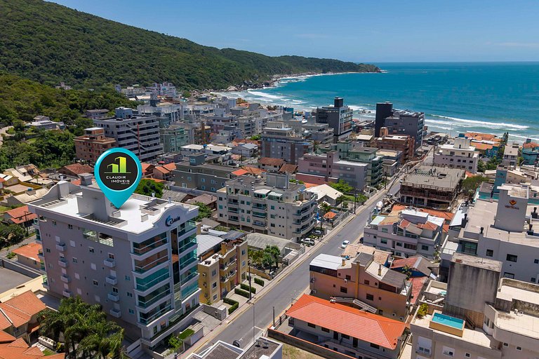 Cobertura 3 suítes com vista a 150 metros da praia de Bombas